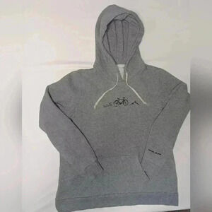 Pearl Izumi Hoodie  with Kangaroo pocket. Ladies size XL
